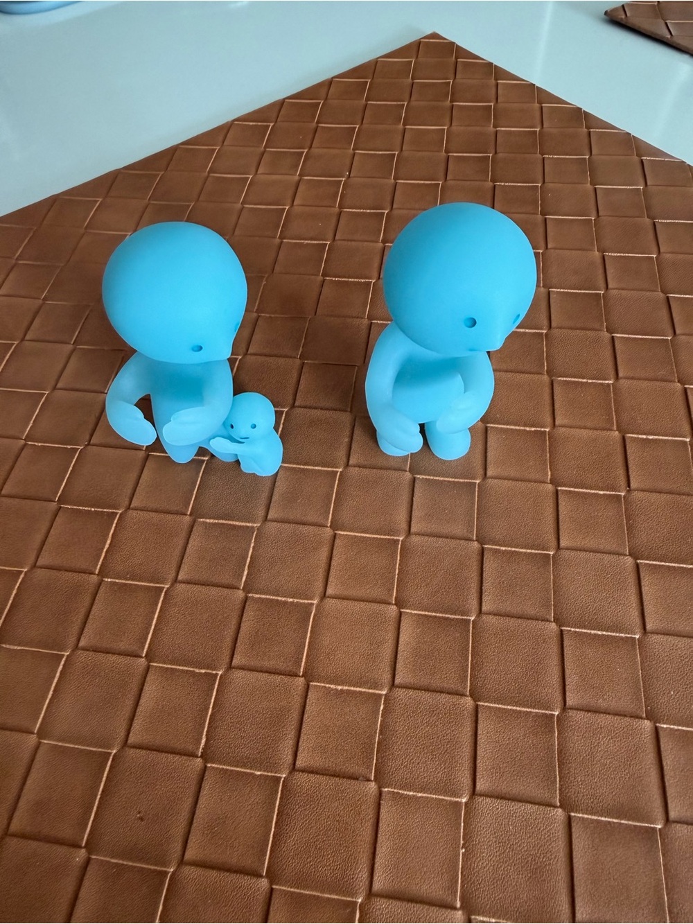 Smiski toothbrush stand - Cute Figurine Set